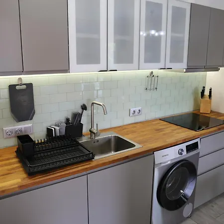 Apartment Jungle Paradise